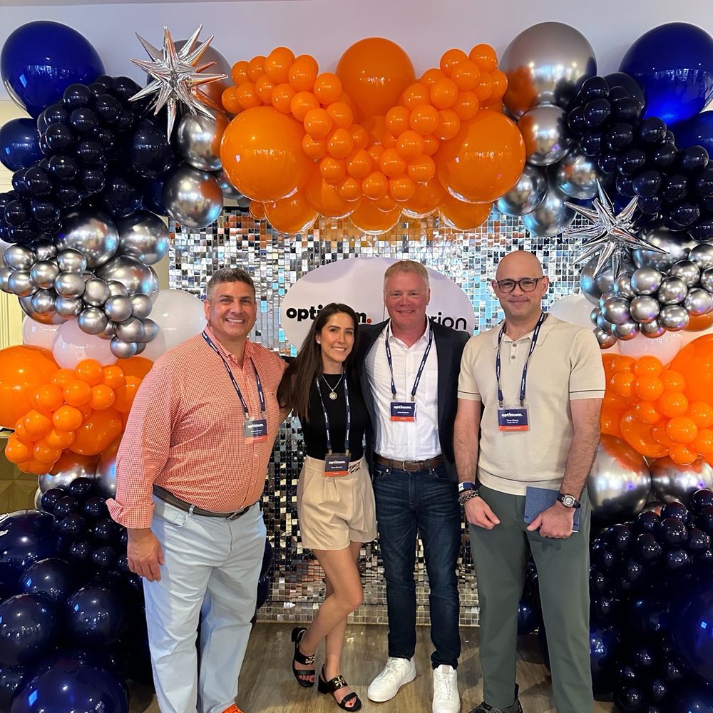 Cuquin's Balloon Decor - Balloon Services Near Me
