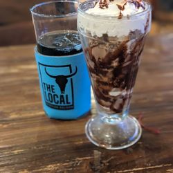 The Local American Saloon - The Western ice cream dessert