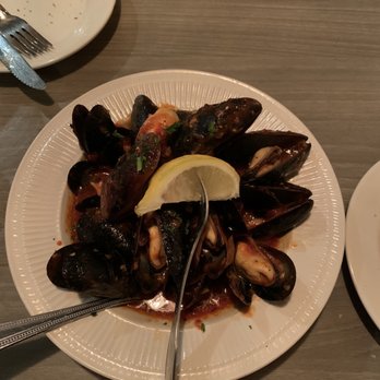 Elmo's Dockside - Seafood Near Me - Vernon, Connecticut