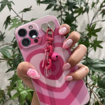 Q Salon - Barbie pink - Nail Salons Near Me - Beverly Hills, California