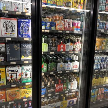 Go Grocer - Milwaukee - Wonderful selection of beers - Beverage Store Near Me - Milwaukee, Wisconsin Go Grocer - Milwaukee - Wonderful selection of beers - Beverage Store Near Me - Milwaukee, Wisconsin