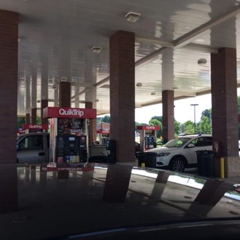 QuikTrip - Da pumps. - Gas Stations Near Me - St Charles, Missouri