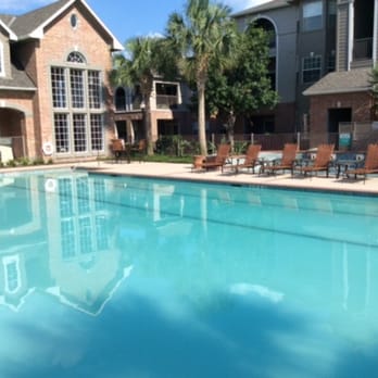 South Wind - Apartments Near Me - Pearland, Texas