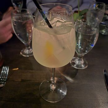 Montarra - Ciao bella cocktail - New American Near Me - Algonquin, Illinois