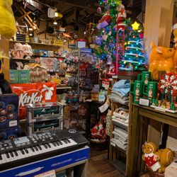 Cracker Barrel Old Country Store - Cracker Barrel in Murray, KY