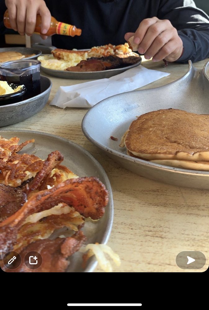 Iron Skillet Iron Skillet