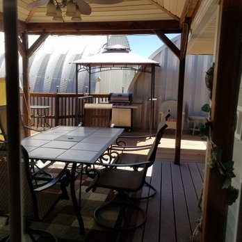 Bookcliffs Bed & Breakfast - View of shared back porch from our bedroom. - Bed & Breakfast Near Me - Grand Junction, Colorado