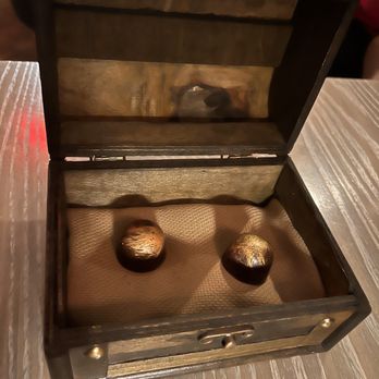 Avize Modern Alpine - Chocolate box - Desserts Near Me - Atlanta, Georgia Avize Modern Alpine - Chocolate box - Desserts Near Me - Atlanta, Georgia