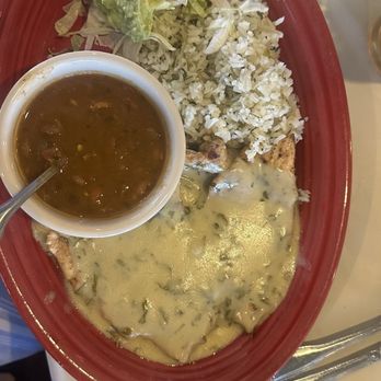 Casa Sol Mexican Restaurant - Pollo en salsa de cilantro - Mexican Near Me - San Antonio, Texas