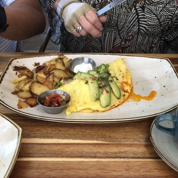 Hatch 44 Cafe - Fiesta Omelette - Cafes Near Me - Metuchen, New Jersey