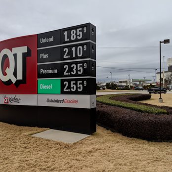 QuikTrip - Outside. Street sign with gas prices. - Gas Stations Near Me - Spartanburg, South Carolina QuikTrip - Outside. Street sign with gas prices. - Gas Stations Near Me - Spartanburg, South Carolina