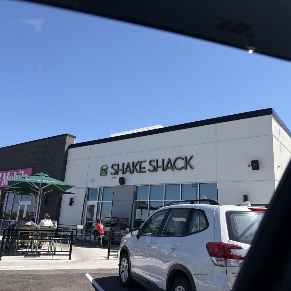Shake Shack North Fayette - Burgers Near Me - Pittsburgh, Pennsylvania Shake Shack North Fayette - Burgers Near Me - Pittsburgh, Pennsylvania