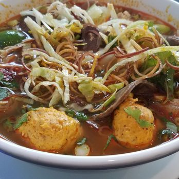 VN Pho - Bun bo hue.. very good with extra tendon..yumm - Vietnamese Near Me - Hartford, Connecticut VN Pho - Bun bo hue.. very good with extra tendon..yumm - Vietnamese Near Me - Hartford, Connecticut