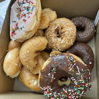 Bosa Donuts - Bakeries Near Me - Mesa, Arizona