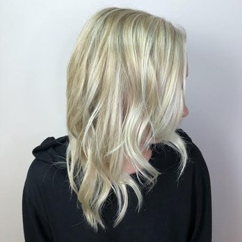 withlove collective - Another photo of my awesome color by Amorette- this is a mini highlight, followup from my partial highlight and cut. - Hair Salons Near Me - Chicago, Illinois withlove collective - Another photo of my awesome color by Amorette- this is a mini highlight, followup from my partial highlight and cut. - Hair Salons Near Me - Chicago, Illinois