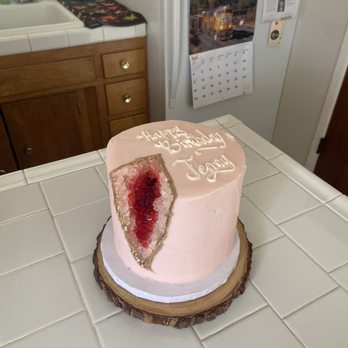 Famous Creations - Pink champagne geode cake - Bakeries Near Me - Fairfield, California