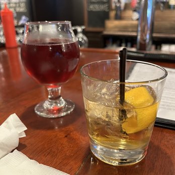 Hops Burger Bar - date night/pre-comedy show w/ a funny lady - Burgers Near Me - Greensboro, North Carolina