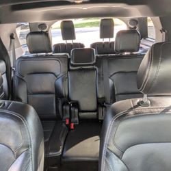 Flaherty Personal Driving Service - Inside of Ford Explorer
