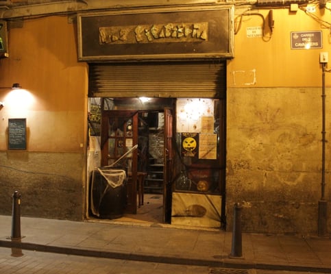 Bar Los Picapiedra by null