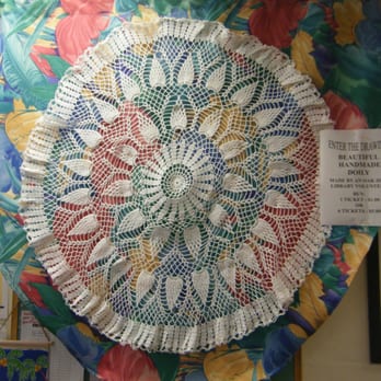 Oak Hill Library - Nice artsy stuff - Libraries Near Me - Oak Hill, Florida
