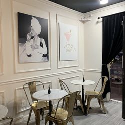 Paula Jacqueline Cakes & Pastries