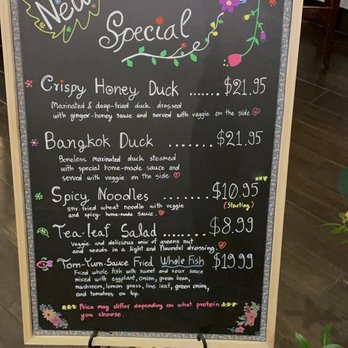 Bua Thai Restaurant - Menu - Thai Near Me - Aurora, Colorado