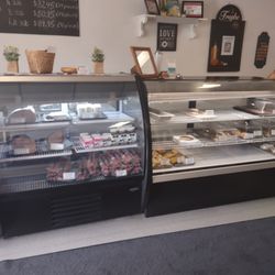 Golden Grain Cafe and Bakery - Counter area