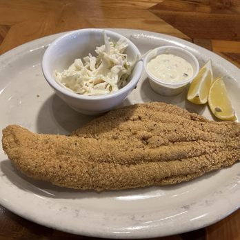 Farley's Food Fun & Pub - Fried catfish - Burgers Near Me - Las Cruces, New Mexico