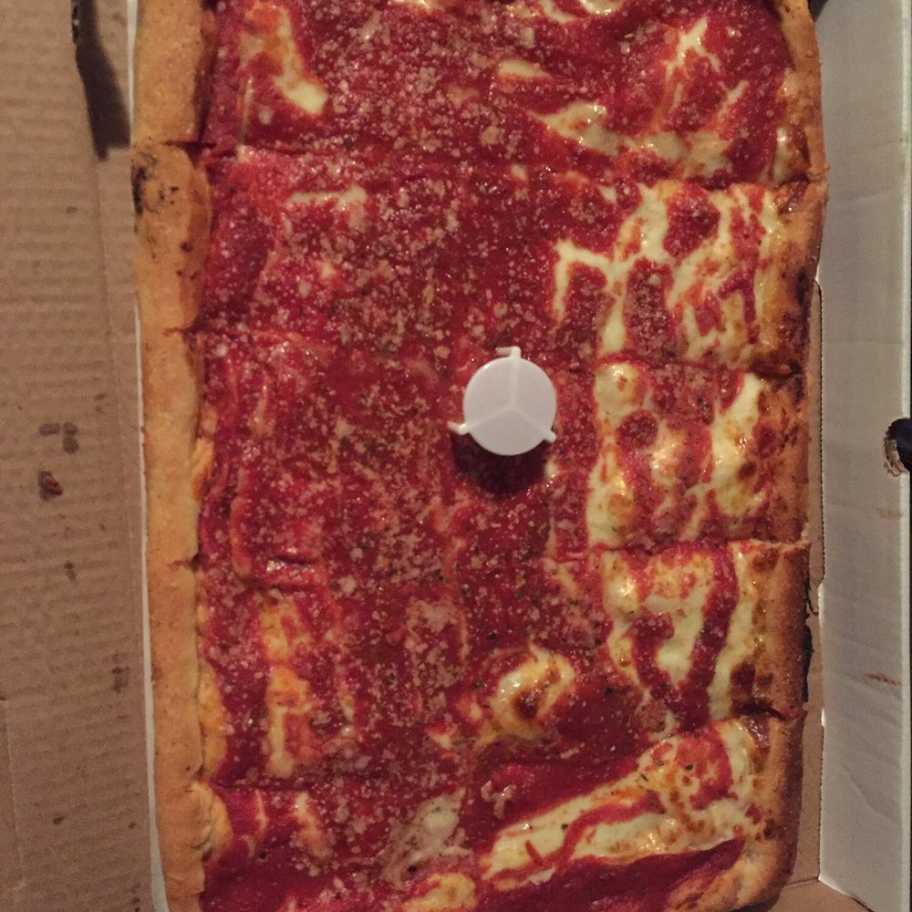 Albert's Pizza Shop - Pizza Near Me - Copiague, New York