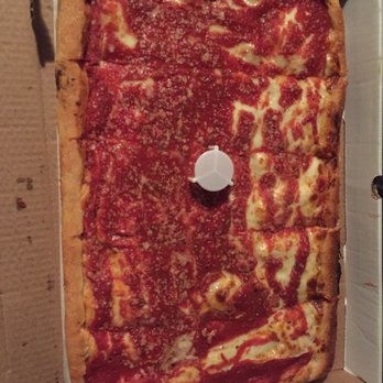 Albert's Pizza Shop - Pizza Near Me - Copiague, New York
