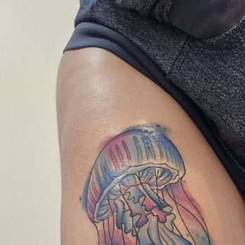 One Truth Tattoo - 1 week old tattoo - Piercing Near Me - Northridge, California One Truth Tattoo - 1 week old tattoo - Piercing Near Me - Northridge, California
