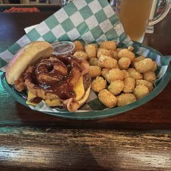 Smokehouse Burger with tots