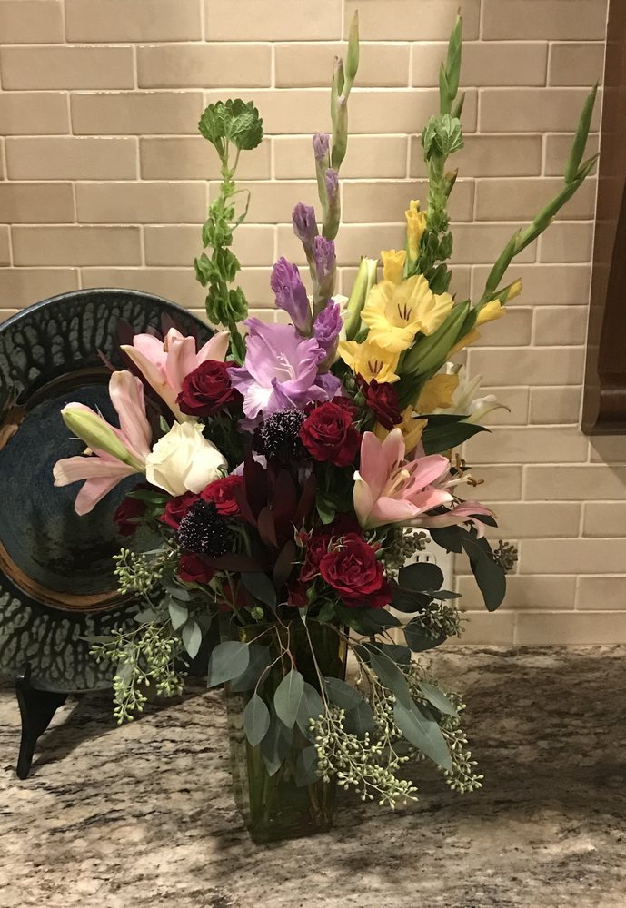 KAY’S FLOWERS & GIFTS Updated September 2024 8401 Farley Ave, Leeds, Alabama Florists