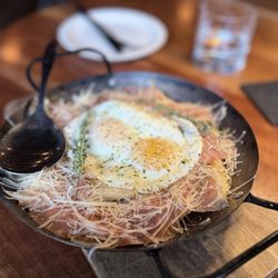 Little Madrid Tapas Cafe - Ham eggs over fries