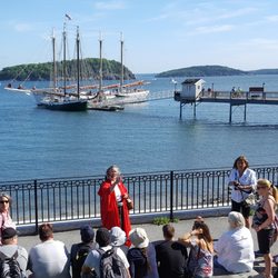 Red Cloak Tours - Beautiful day in Bar Harbor for a walking tour!