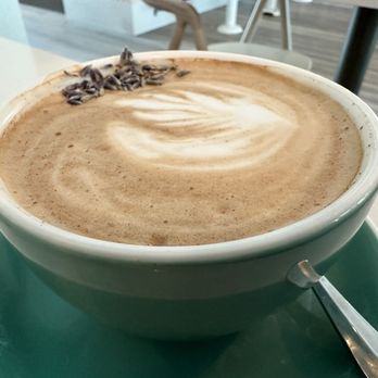 Collins Quarter at Forsyth - Spiced Lavender Mocha - New American Near Me - Savannah, Georgia Collins Quarter at Forsyth - Spiced Lavender Mocha - New American Near Me - Savannah, Georgia