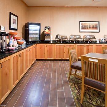 Hawthorn Suites by Wyndham - Breakfast Bar - Hotels Near Me - Minot, North Dakota Hawthorn Suites by Wyndham - Breakfast Bar - Hotels Near Me - Minot, North Dakota