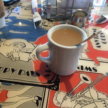 The Lucky Platter - Coffee and cream - New American Near Me - Evanston, Illinois