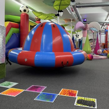 Uppie Yuppy - Inside - Indoor Playcenter Near Me - Chicago, Illinois