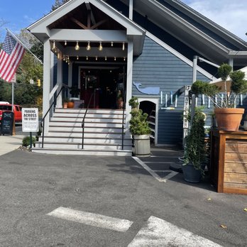 Hudson Malone - the entrance to the restaurant - Breakfast & Brunch Near Me - Westport, Connecticut