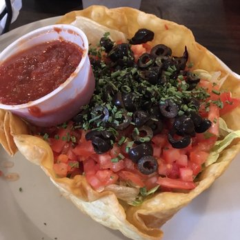 Uncle Ronnies - veggie taco salad - Steakhouses Near Me - West Burlington, Iowa