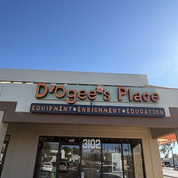 D'Ogee's Place - Pet Stores Near Me - Tucson, Arizona