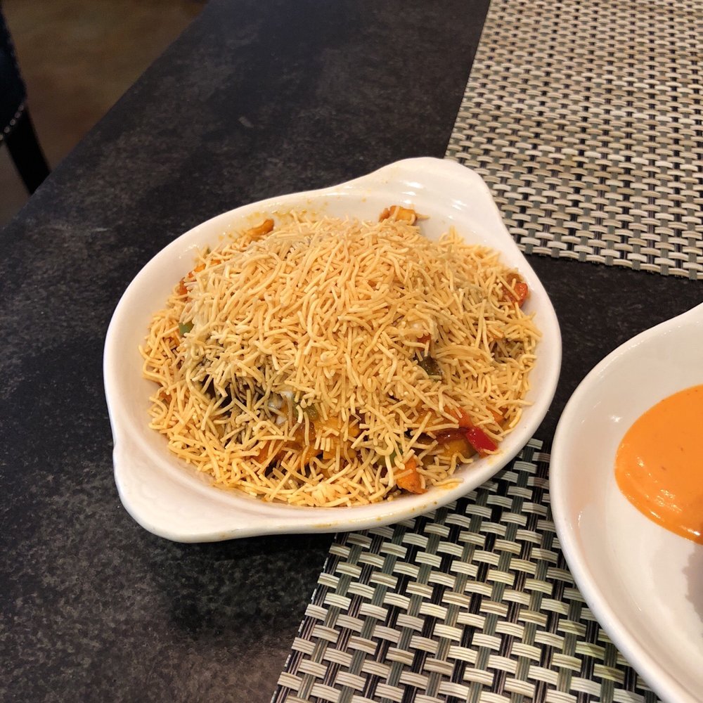 Lungi - Chicken chaat - Cocktail Bars Near Me - New York, New York Lungi - Chicken chaat - Cocktail Bars Near Me - New York, New York
