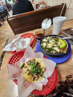 Taqueria Los Gallos by null