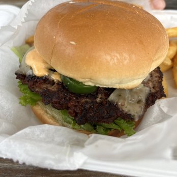 Pucker Up Old Skool Lemonade - Jalapeño pepper jack burger - Food Trucks Near Me