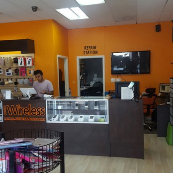 Wireless Savers - Mobile Phone Repair Near Me - Tarzana, California Wireless Savers - Mobile Phone Repair Near Me - Tarzana, California