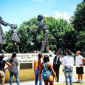 Capital Buddy Tours - Lincoln Park on Capitol Hill - Bus Tours Near Me - Washington, DC, District of Columbia