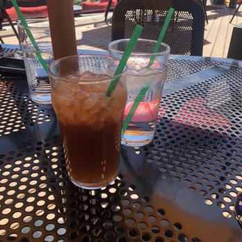 The Canadian Brewhouse - Mango iced tea - Sports Bars Near Me - Edmonton, Alberta