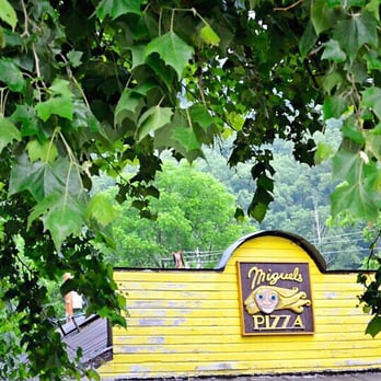 Miguel's Pizza - Pizza Near Me - Slade, Kentucky