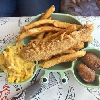 Cap't Loui - Little Cap't Chicken Tenders - Cajun/Creole Near Me - Stoneham, Massachusetts